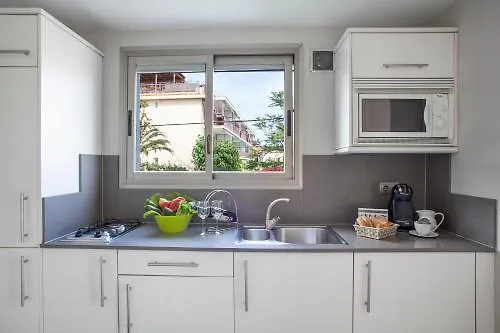 Apartamentos Castellmar location