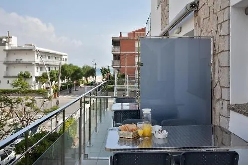 Apartamentos Castellmar Castelldefels
